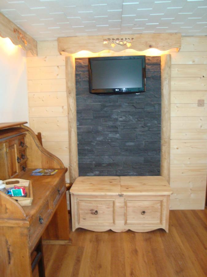 Chambres D'Hotes Le Genepi Valdeblore Exteriör bild